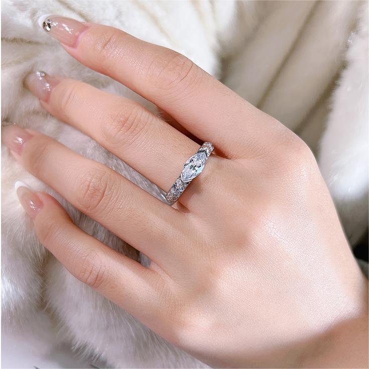 💖CZTICLE Lymphatic Magnetic Therapy Titanium Gypsophila Ring (🔥LAST DAY SALE-70% OFF)